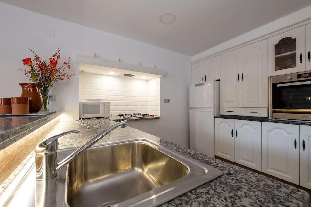 カルノータ Casa Antonio Larinoヴィラ エクステリア 写真